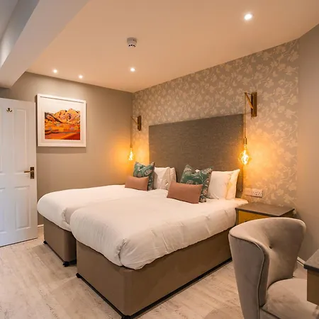 Guest house Townhouse 4*